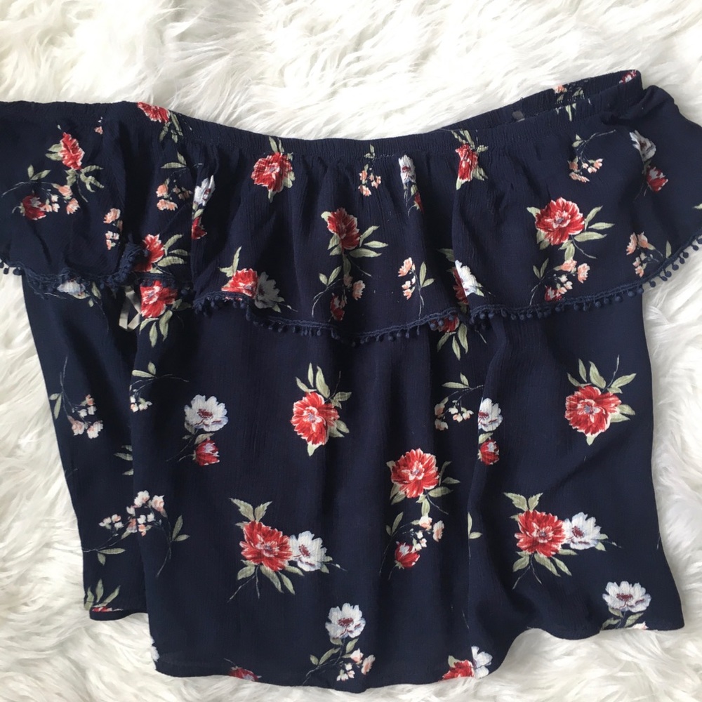 flowy off the shoulder cropped shirt
